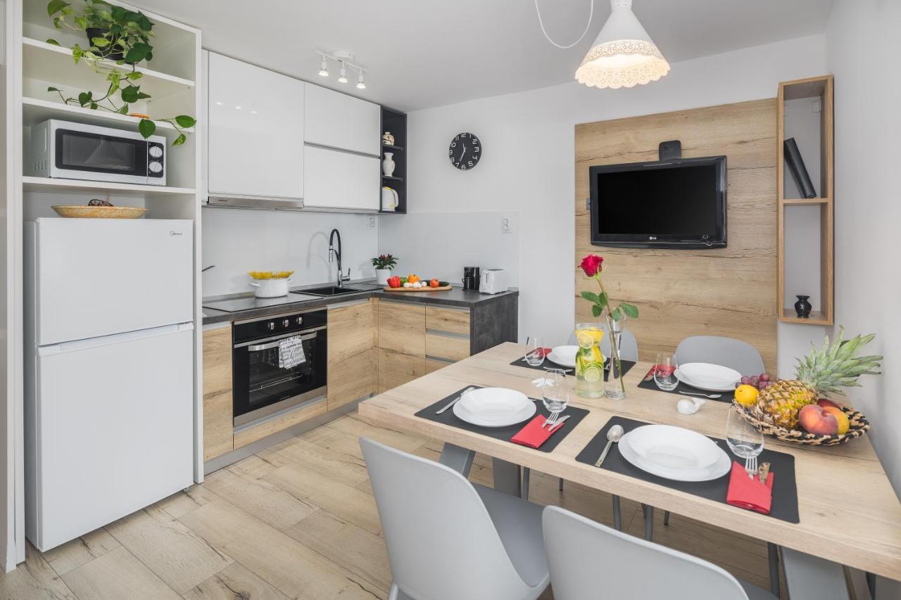 App***max Apartment Pula
