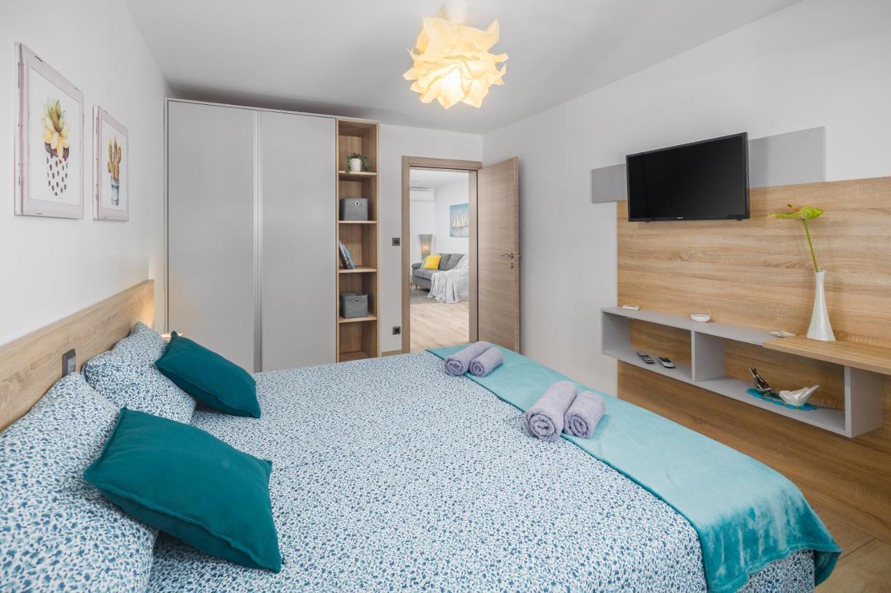 Apartment App***max