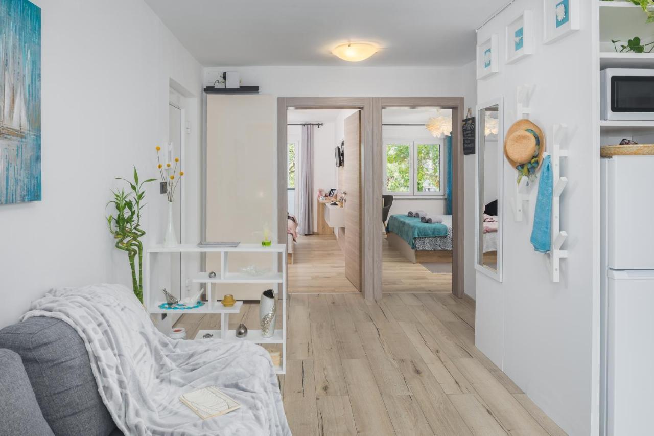 App***max Apartment *