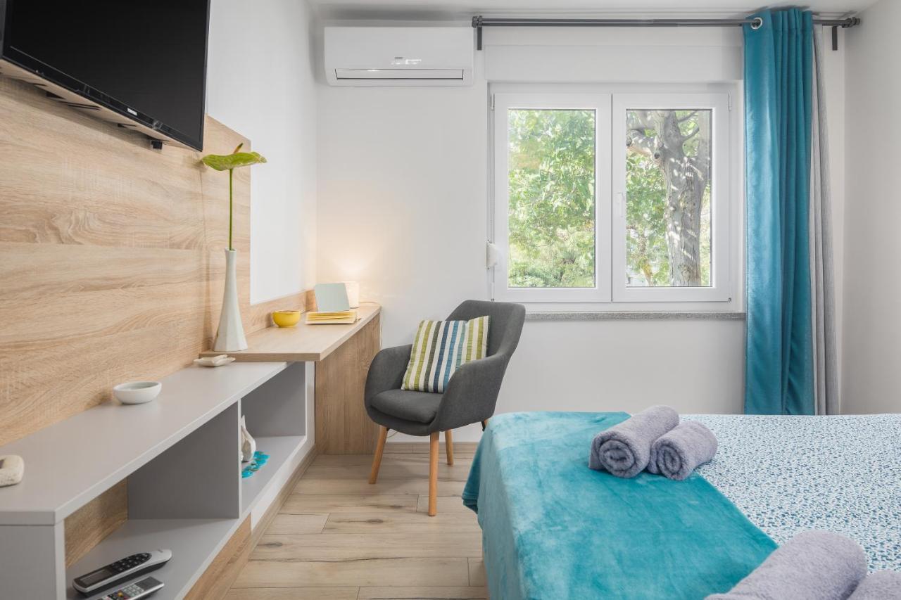 App***max Apartment *